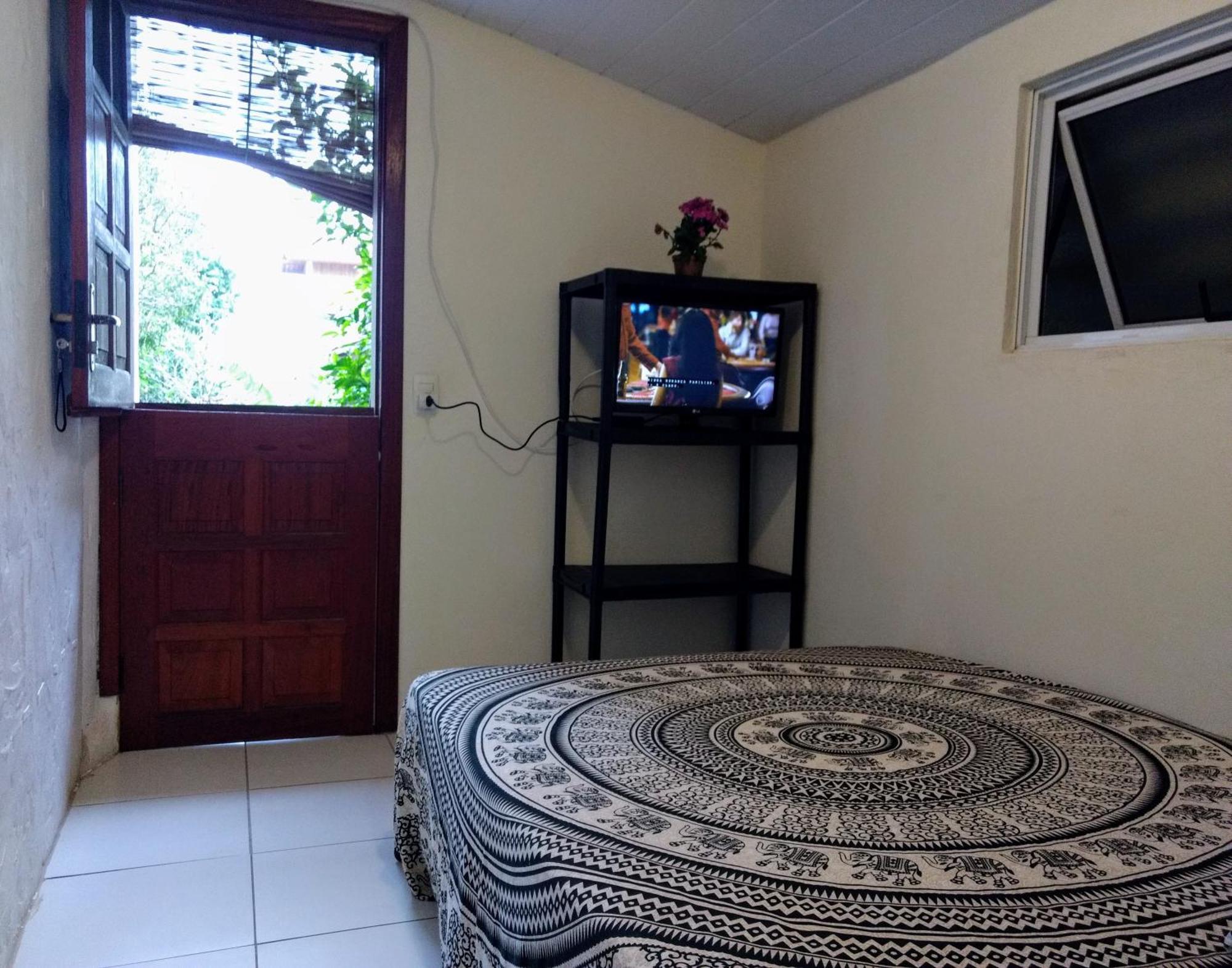 Chale Do Tibet Vale Da Utopia Praia De Cima Pinheira Room photo